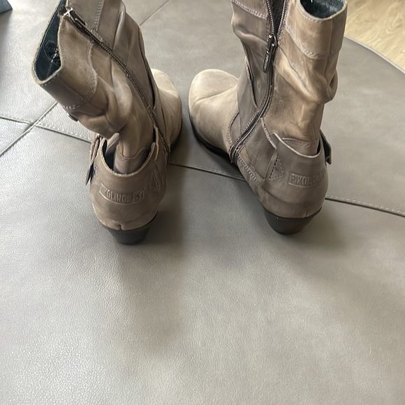 PIKOLINOS Boots Urban Grey Silver Buckle Ankle Booties Size 40 - Picture 2 of 9
